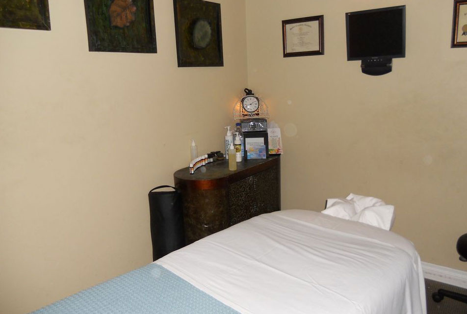 Hifai Chiropractic In San Diego waitingroom